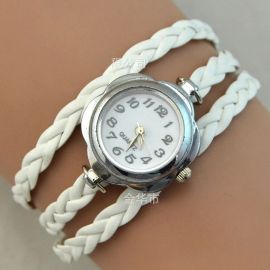 ساعة يد مناسبة للجنسين