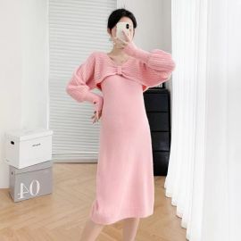 فستان شتوي نسائي تصميم عصري قصير باكمام طويلة محبوكة