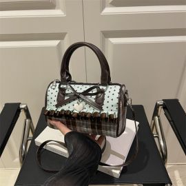 شنطة نسائيه عصرية 