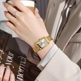 ساعة كوارتز مربعة نسائية من حزام الفولاذ