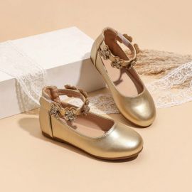 حذاء بناتي لامع مسطح