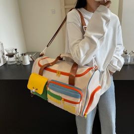 حقيبة سفر كتف مريحة بسعة مناسبة وخامة تحافظ على أغراضك أثناء السفر