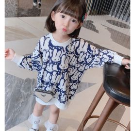 بلايز ثقيلة وطويلة بتصميم لطيف وجودة عالية تناسب فصل الشتاء للفتيات