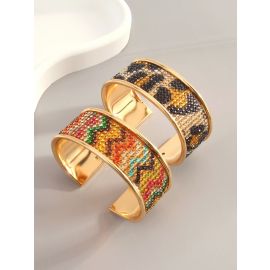 سوار مفتوح بشريط ملون من سبائك الزنك للسيدات