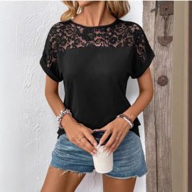 تيشيرت نسائي صيفي مزين بالدانتيل