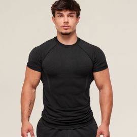تي شيرت رياضي فضفاض بأكمام قصيرة للرجال