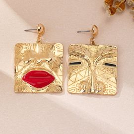 اقراط نسائيه ذهبيه عصريه