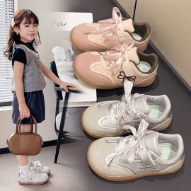 أحذية كاجوال عصرية من الجلد للبنات