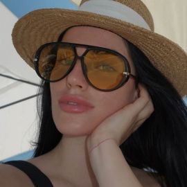 نظارات شمسية بعدسات واسعه، نظارة شمسية نسائي بتصميم عصري للمشاهير 