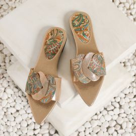 صندل نسائي مريح بمقدمة مثلثية