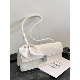 شنطة كتف مربعة سادة اللون من الجلد للسيدات