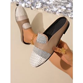 حذاء نسائي شبكي بتصميم عصري 