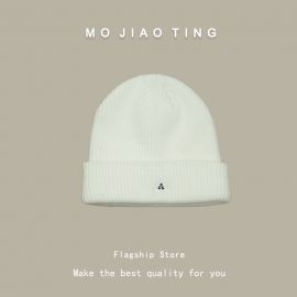 قبعة صوفية نسائية خريفية وشتوية دافئة 