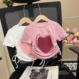 تي شيرت بناتي كاجوال قصير الكم بطباعه قلب كبير، تيشيرت عصري بخامة قطنية ناعمة