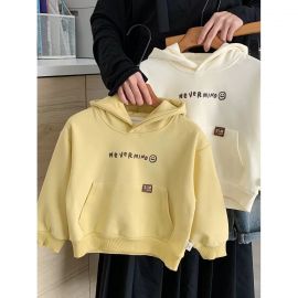 هودي دافئ بخامة ناعمة وتصميم مريح للأولاد 