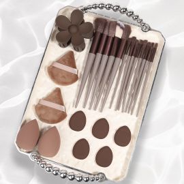 طقم فرش وإسفنجات مكياج متكامل وفاخر بلمسة احترافية / 23 قطعة