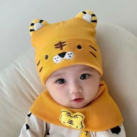 قبعه اطفال شتوية مع وشاح 