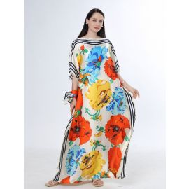 جلابيات نسائية بالوان عشوائية مموجه مميزه مع وشاح صغير