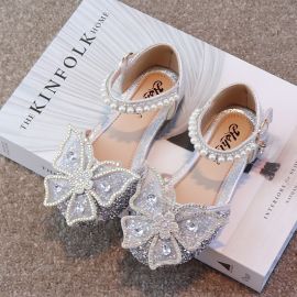 حذاء بناتي باحجار الراين