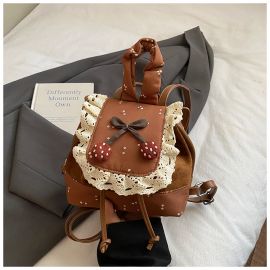 شنطة نسائي مزينه بقماش الدانتيل 