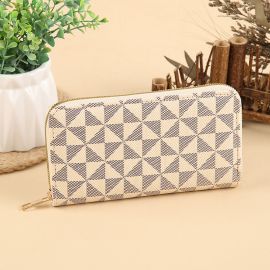 محفظة يد جلدية منقوشة بتصميم طويل فاخر ومتين مناسب للإستخدام اليومي للنساء 