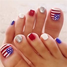 أظافر قدم مربعة بشكل يوم الاستقلال- 24 قطعة