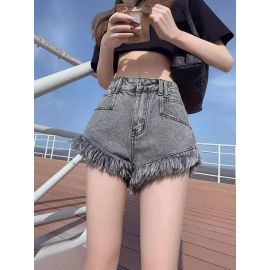 شورت جينز بخصر عالٍ ونحيف بالوان متعدده