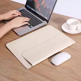 حقيبة وغلاف حماية للابتوب جلدية ناعمة ومقاومة للماء، مع بطانة داخلية قطيفة وميزة التحول إلى لوحة فأرة