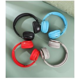 سماعة راس بلوتوث بتصميم مريح بتقنية بلوتوث 5.1 وعمر بطارية طويلة الامد