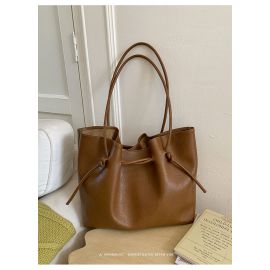 شنطة كتف نسائي ذات سعه