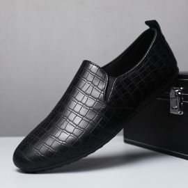 أحذية جلدية رجالية مسطحه عصرية 