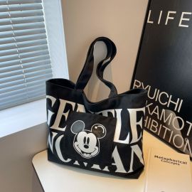 شنطة نسائي بنمط ميكي ماوس