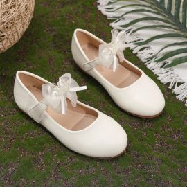 حذاء ابيض مسطح ذات مقدمة مستديرة وفيونكة أمامية للفتيات 