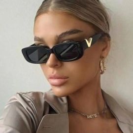 نظارات شمسية نسائئية ذات إطار عصري