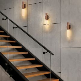 مصباح حائطي ضوئي قابل للشحن تغيير الضوء بثلاثة ألوان