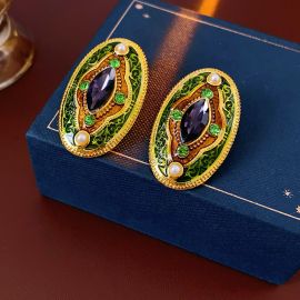 أقراط بيضاوية من اللؤلؤ