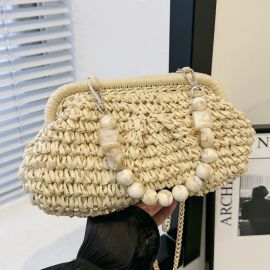 حقيبة نسائيه بمقبض من خرز