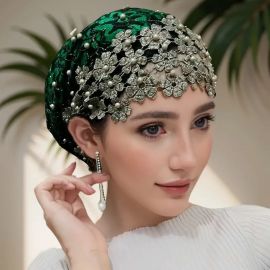 قبعة نسائية مطرزة بالخرز والدانتيل على شكل زهرة اللوتس