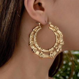 اقراط نسائية مزدوجة الطبقات