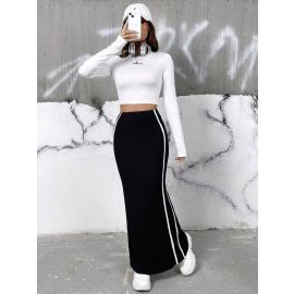تنـــورة الشتـــاء والخــريـــف مخـــصــرة وطــويــلة  للســــيدات 