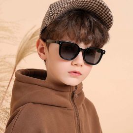 نظارات مربعات للاطفال