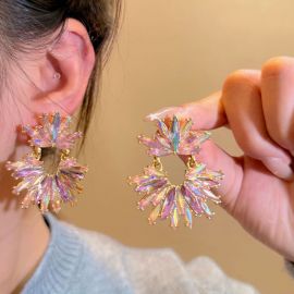 أقراط زهرة الدوبامين الأرجوانية للنساء