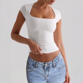 بلوزه نسائئ ناعم ساده