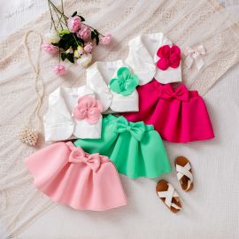 طقم عصري بخامات مريحة ومظهر أنيق يناسب المناسبات الخاصة للبنات