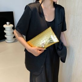 حقيبة يد نسائية صغيره الحجم