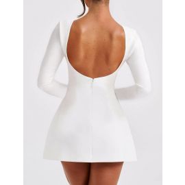 فستان نسائي قصير بفتحه ظهر