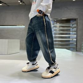 بنطلون للاولاد فضفاض بتصميم عصري