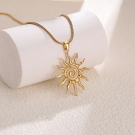 قلاده نسائيه حلزونية على شكل زهرة عباد الشمس