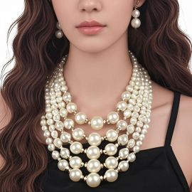 طقم عقد وأقراط من اللؤلؤ متعدد الطبقات