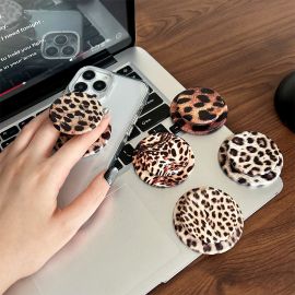 حامل هاتف بلاستيكي هوائي مغناطيسي بنمط جلد الفهد / قطعتين